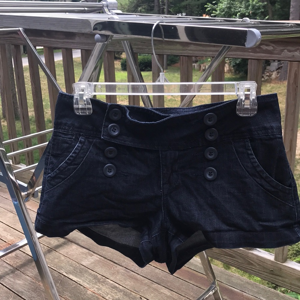Zanadi high rise sailor button shorts